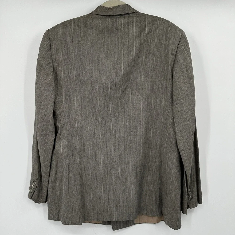 Corneliani Men's‎ 42R Pinstripe Double Breasted Silk Blend Jacket Blazer Italy